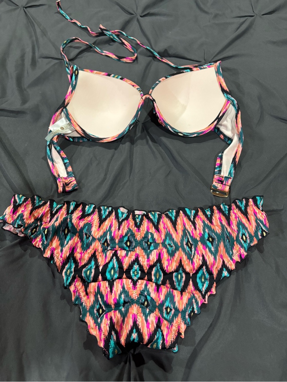 Shade & Shore Ruffle Bikini Set - Picture 3 of 9